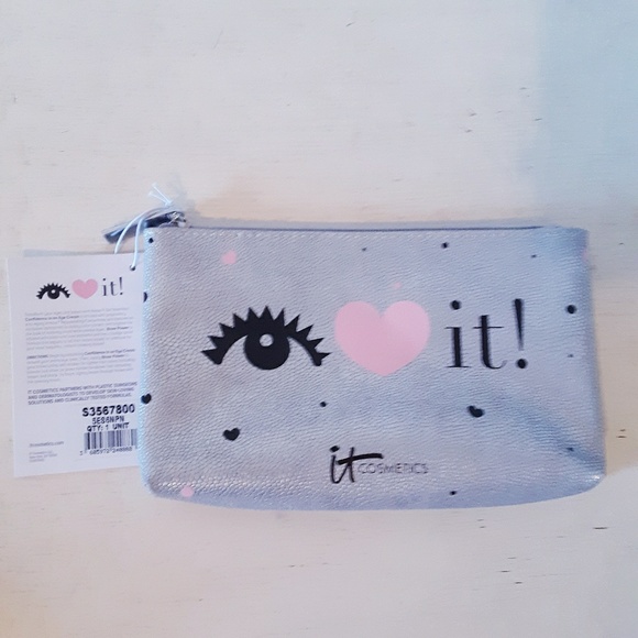 ItCosmetics Makeup Bag - Picture 3 of 7